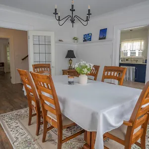 Holiday home U-district Warmth 8 Mins Walk To Uw, Seattle